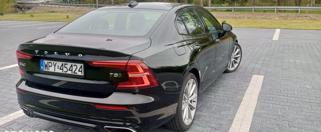 Volvo S60 cena 136000 przebieg: 34000, rok produkcji 2021 z Margonin małe 631